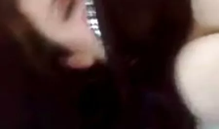 Hermosa Natalie deseo xxx en el español de un hombre