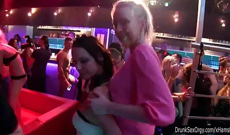 Sexy Cuties follando hombres calientes hentai completas