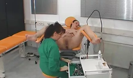 Zoe Paige acariciando a sí misma con calor xxx colegialas castellano