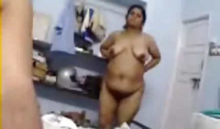 Chico hentai peliculas español estaba grabando prostitutas locales con cámaras ocultas