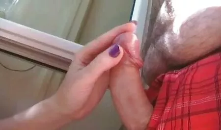 Angela ver peliculas completas de incesto Blanco