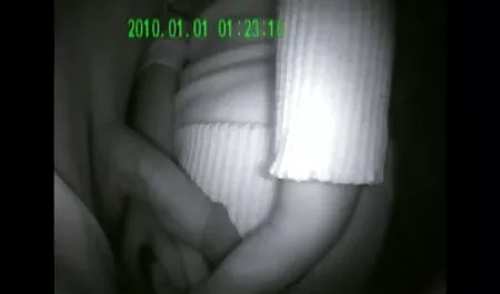 Prodigio abuelas españolas xxx bronceado para dar una vagina para lamer en la calle