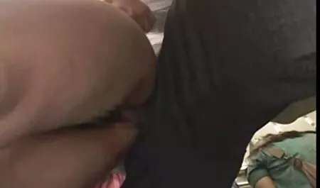 Rubia amante peliculas completas para adultos xxx da la mamada a su father en la auto