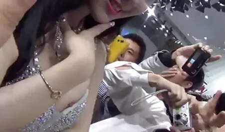 Mojado desnudo peliculas completas de xxx perra obtiene culo follada con barbudo amante apasionadamente