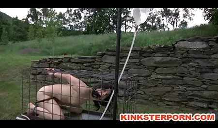 Plana peliculas insesto en español pechos Rojo nena gritando y quejándose mientras tener relaciones sexuales con un hombre