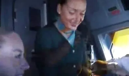 Vika peliculas brazzers online V. en la bañera de hidromasaje