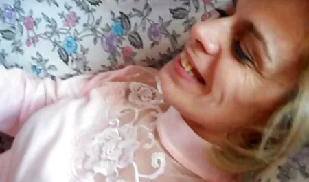 Los rizos movies porno español latinos van al pirata cerca del gran espejo