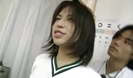 Puse a mi anal pelicula completa esposa en una pose de perrito y la cogió