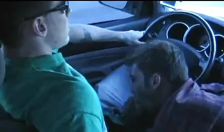 Dos peliculas xxx subtituladas mujeres desnudas tocar las tetas y chupar el pene