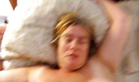 Sin esperar a su elección, Leila decidió divertirse porno español tabu sola