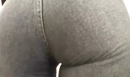 Latina Zhopastenkaya infieles xxx español saltando con un fuerte