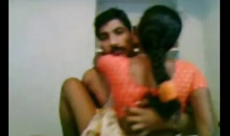 En el día de San Valentín, una gran mula le dio el culo al peliculas ponos en español chico