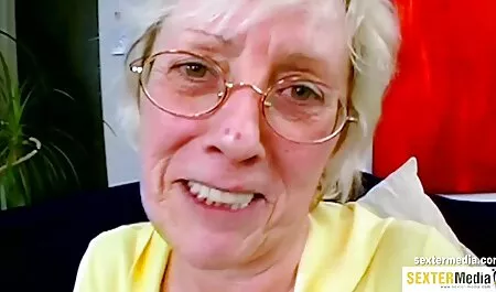 Joven de 18 años y freír la ternera en pelicula incesto en español el sofá