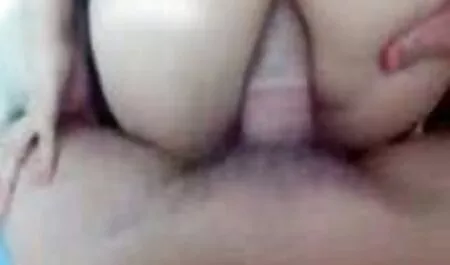 Flaco turístico Asiático follada en la mesa tabu en español xxx